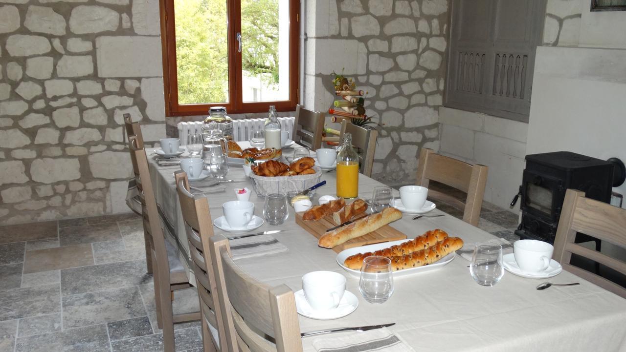 Moulin De Reigner Bed & Breakfast Anche  Exterior photo